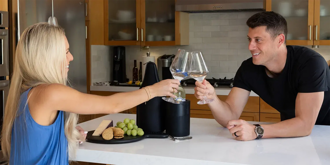 Top Stylish Leather Wine Bottle Holders for 2025